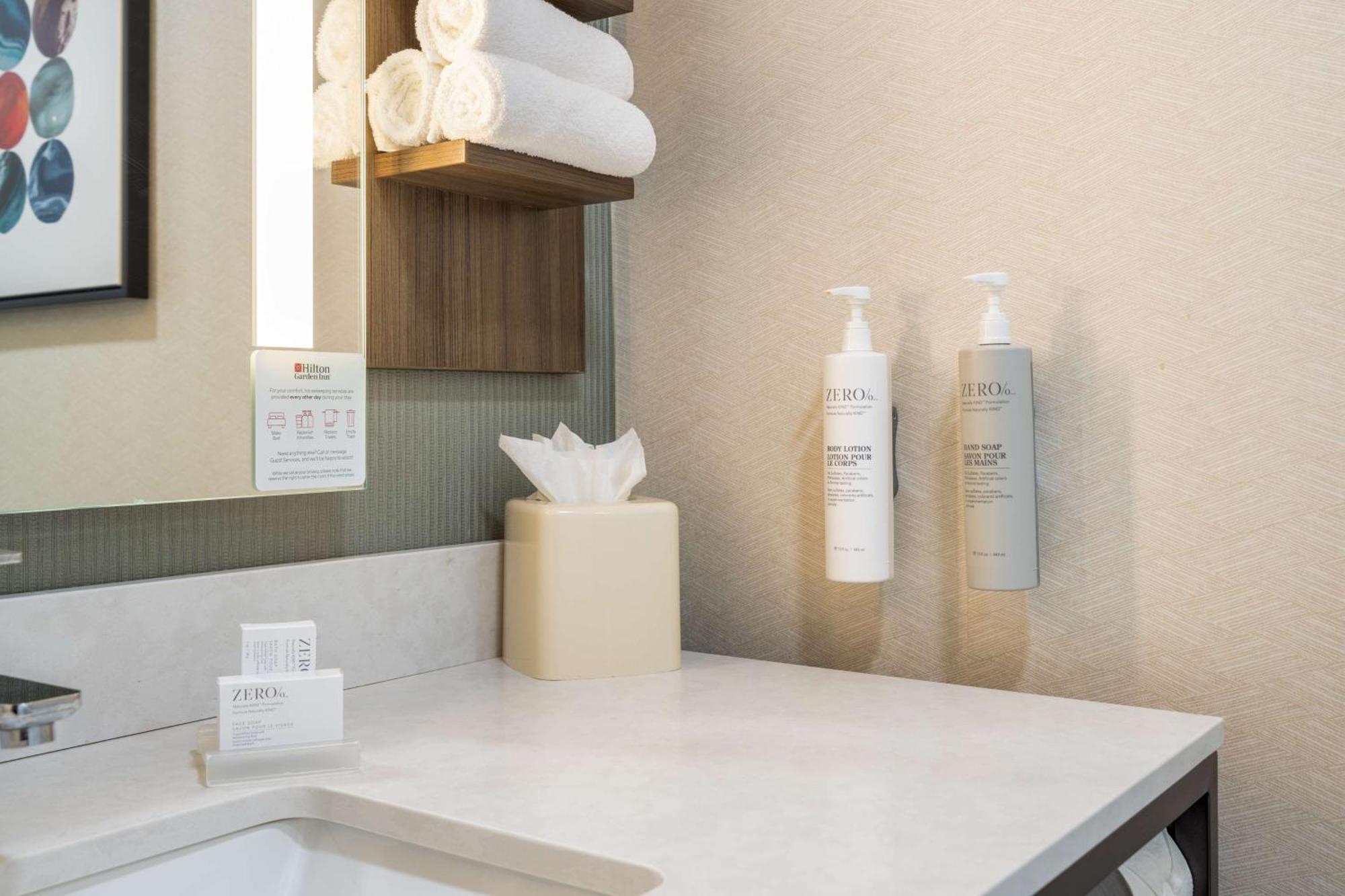 Hilton Garden Inn Oakbrook Terrace Luaran gambar