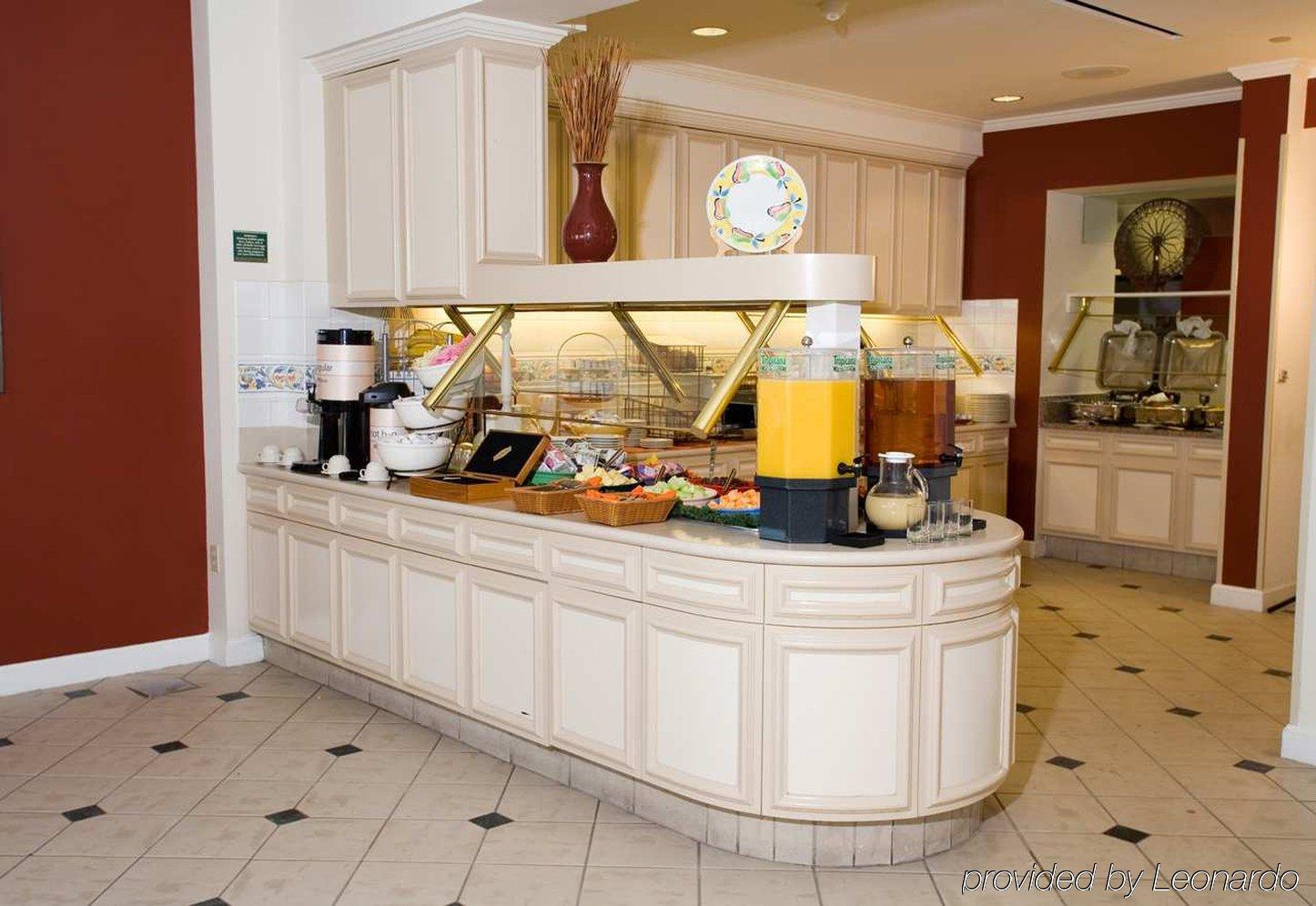 Hilton Garden Inn Oakbrook Terrace Restoran gambar