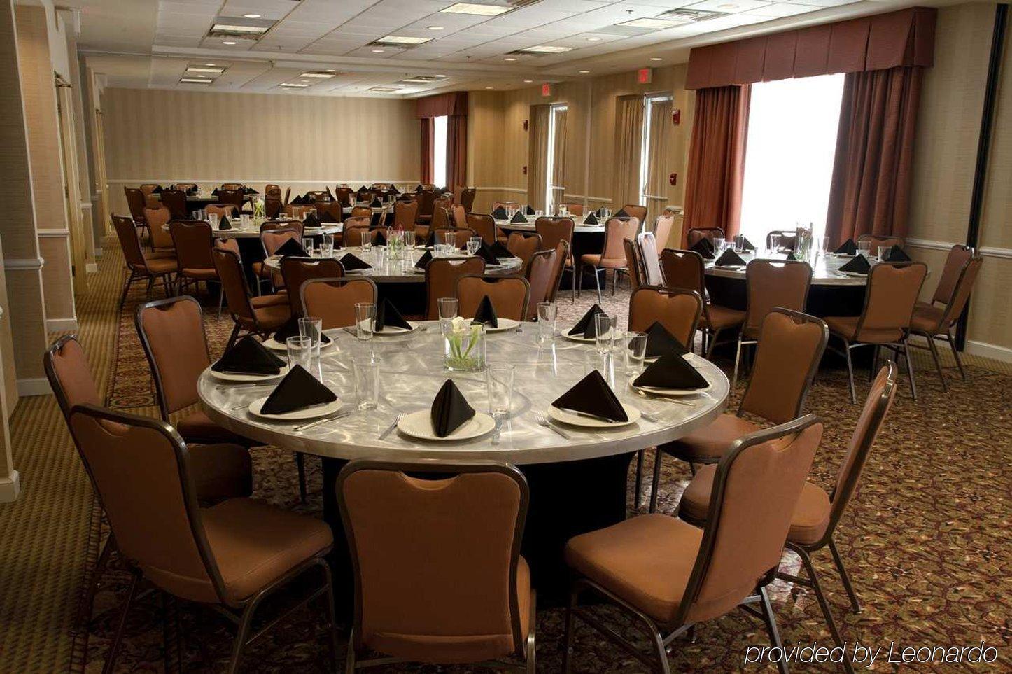 Hilton Garden Inn Oakbrook Terrace Luaran gambar