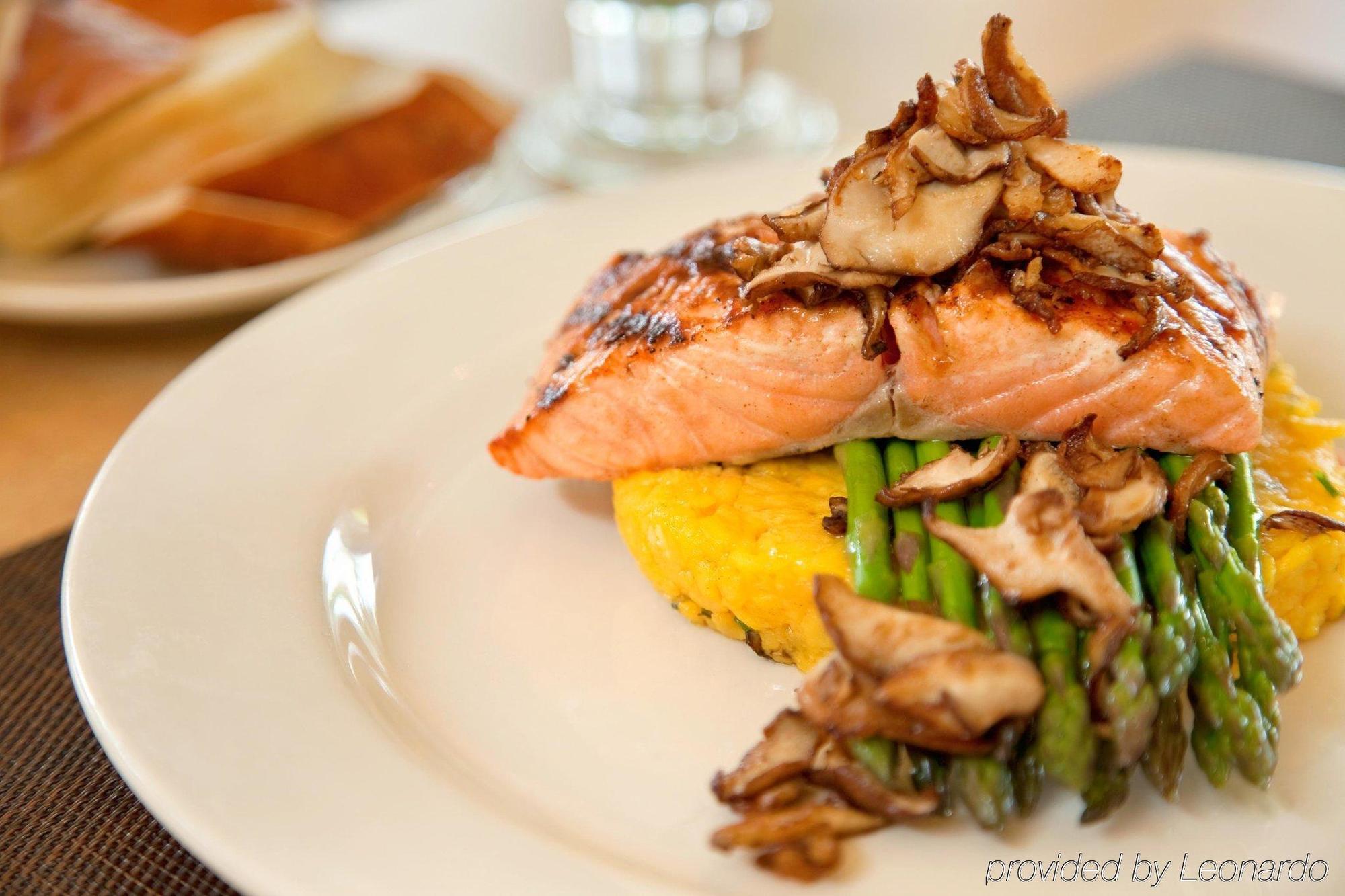 Hilton Garden Inn Oakbrook Terrace Luaran gambar